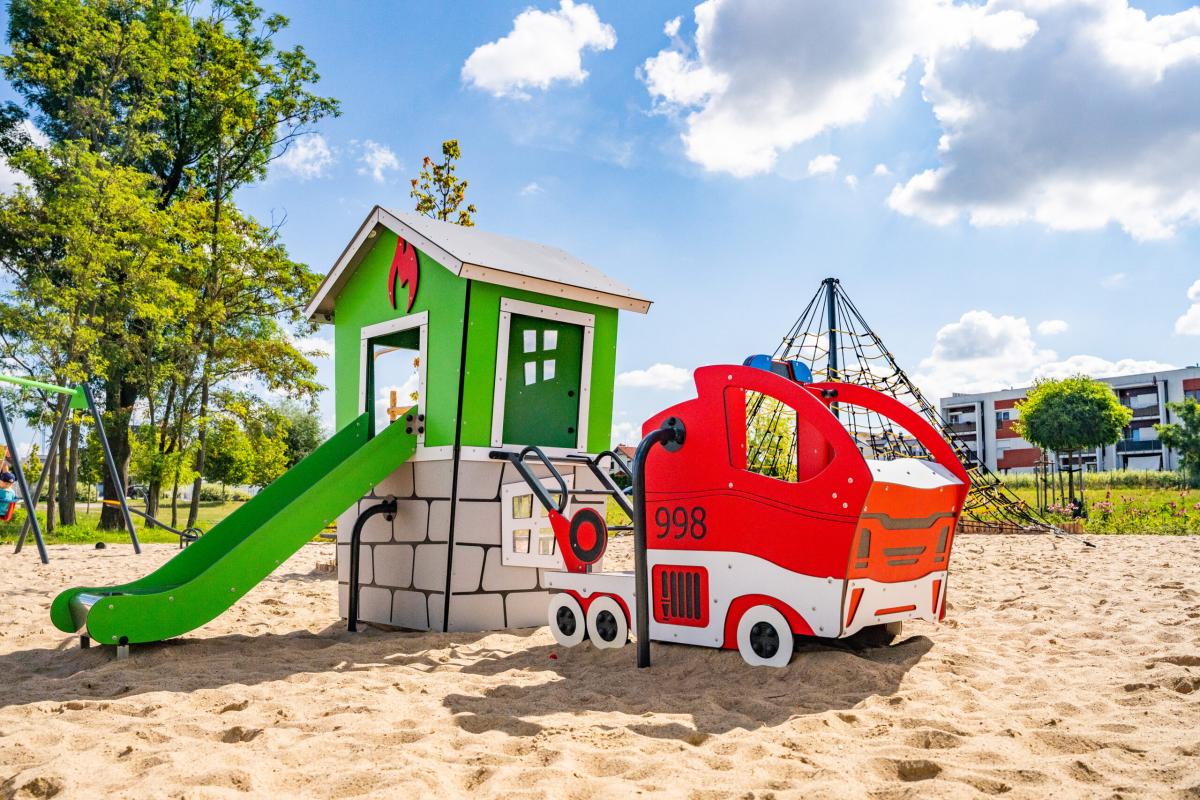 Neighbourhood play area — Rokietnica, Poland